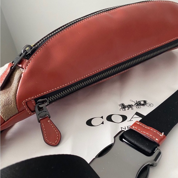 Coach X Peanuts Warren Belt Bag In Signature Canvas With Patches - Picture 3 of 10